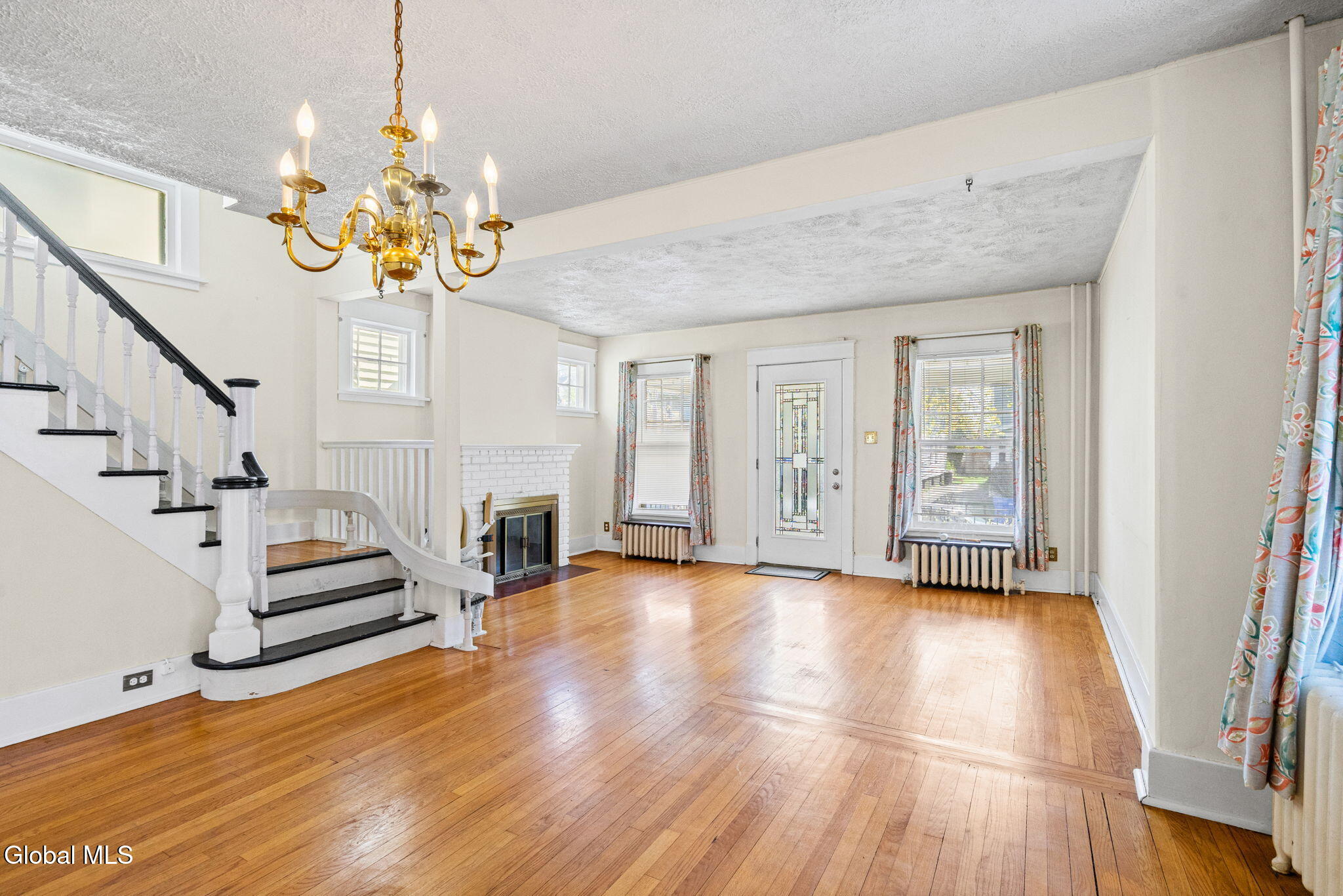 105 Grove Avenue