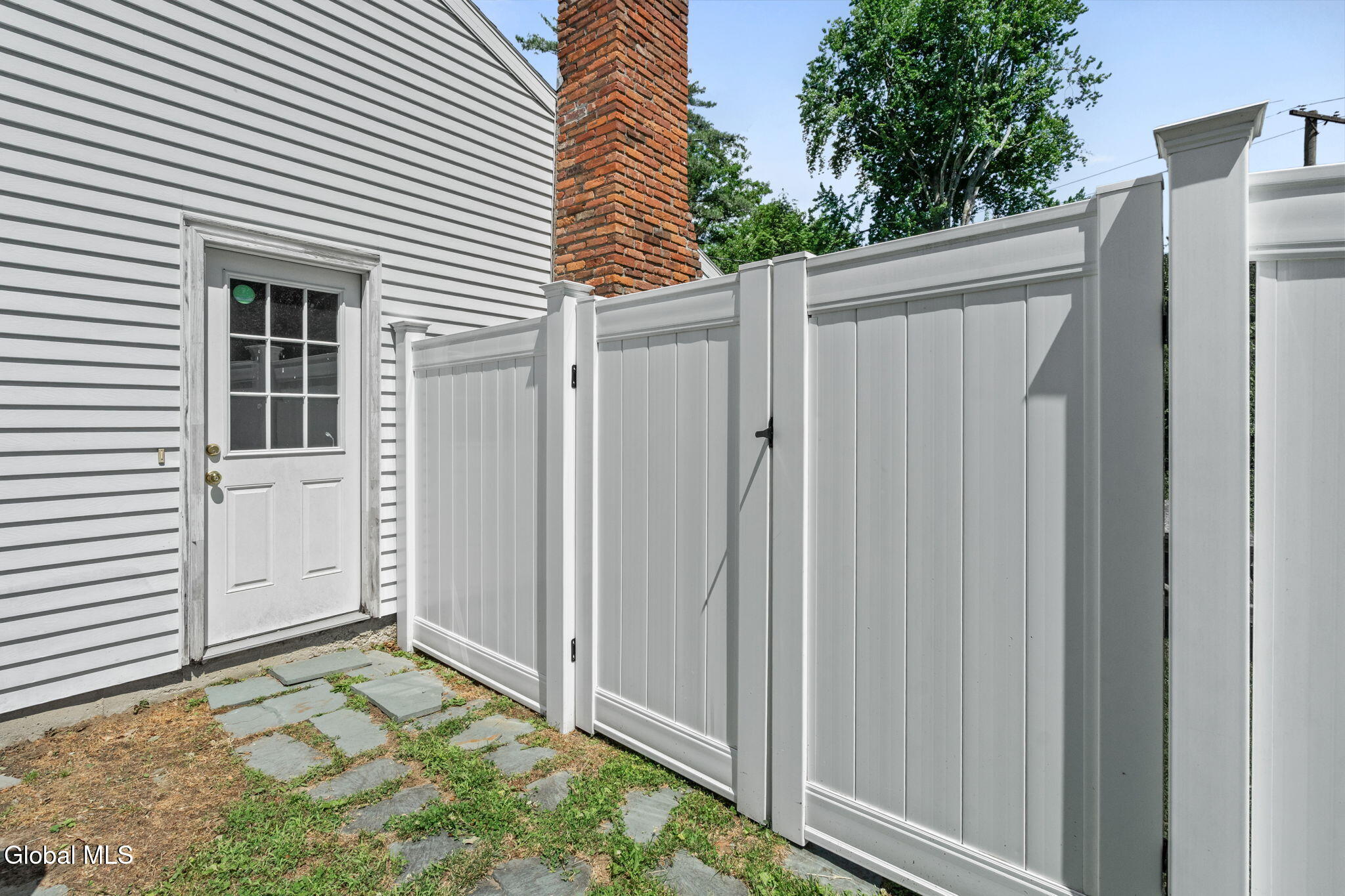 23 Bennett Terrace