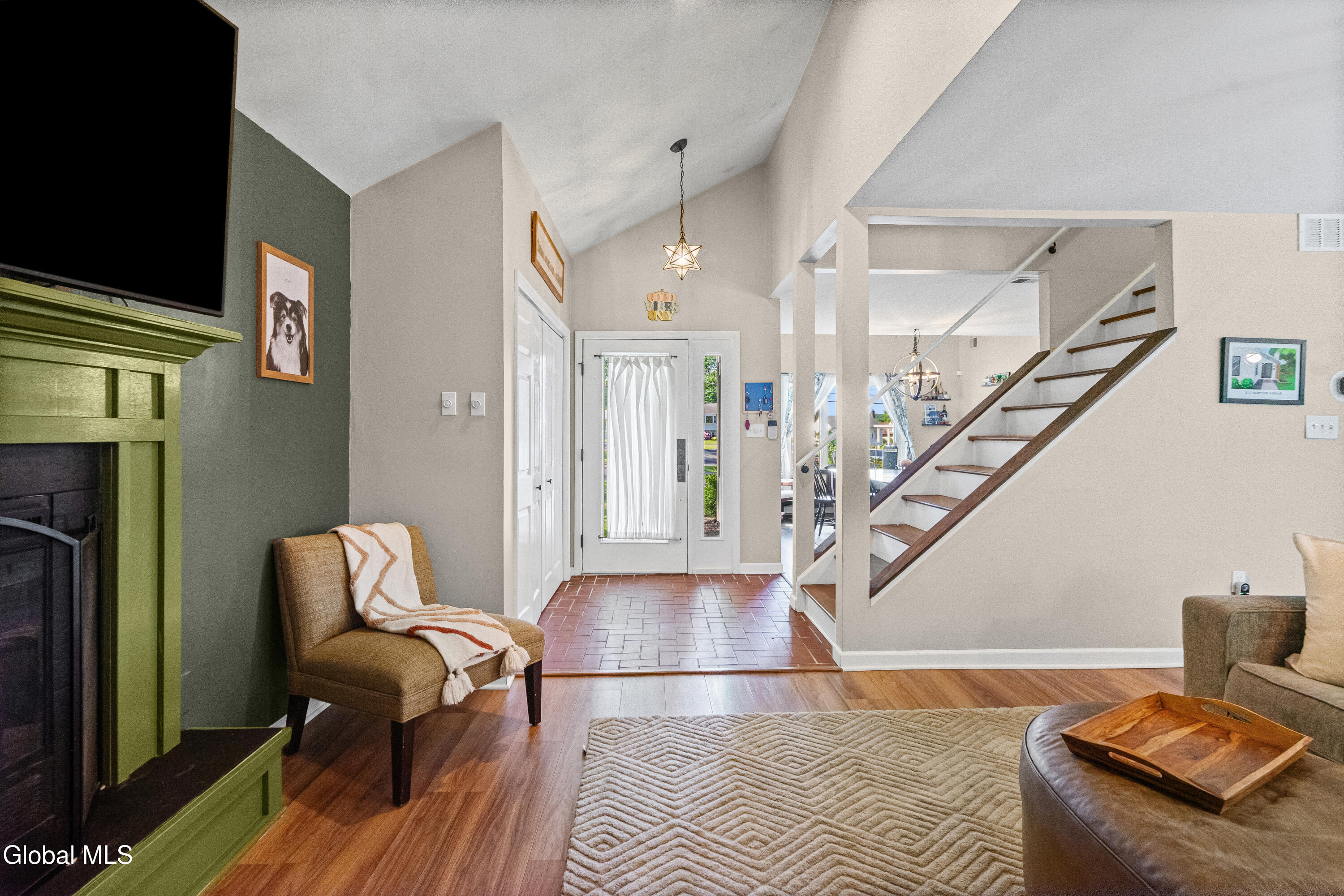 245 Hampton Avenue