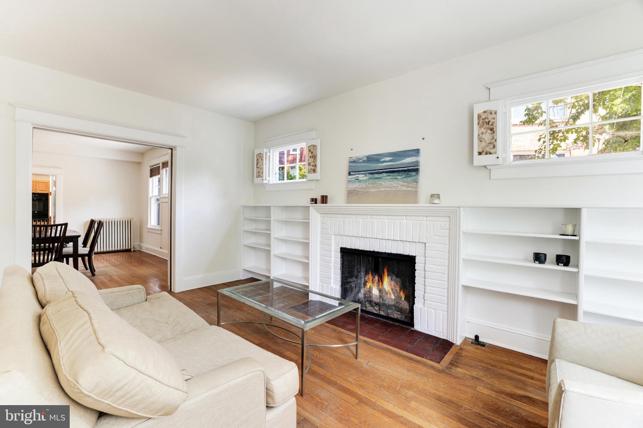 2015 ALLEN PLACE NW