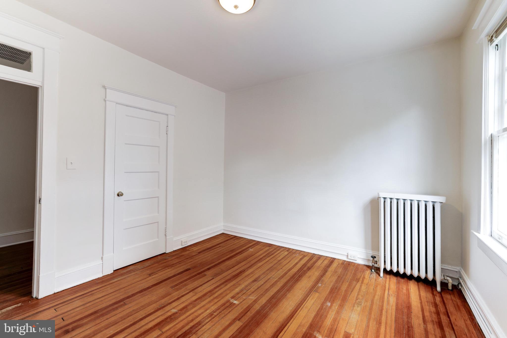 2015 ALLEN PLACE NW