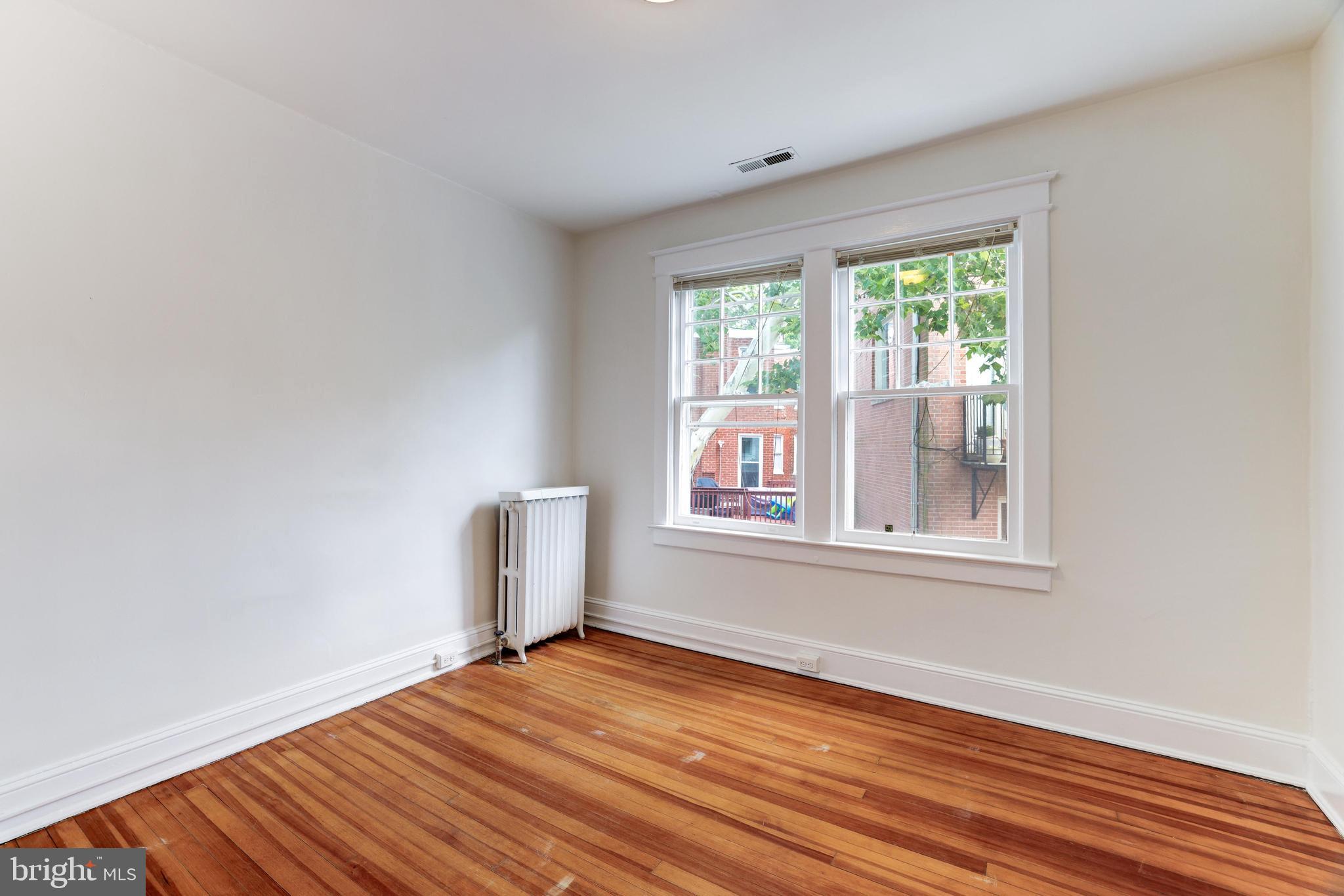 2015 ALLEN PLACE NW