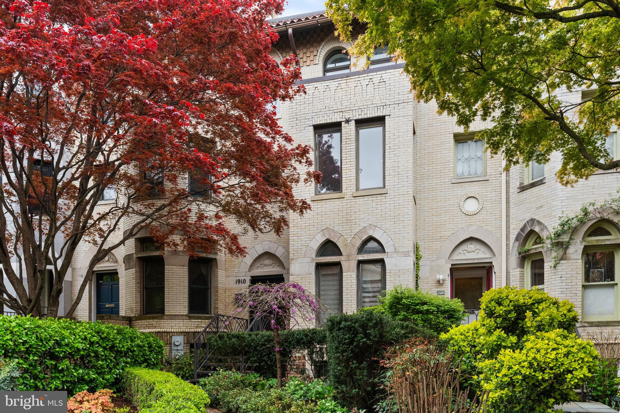 1910 BILTMORE STREET NW 2
