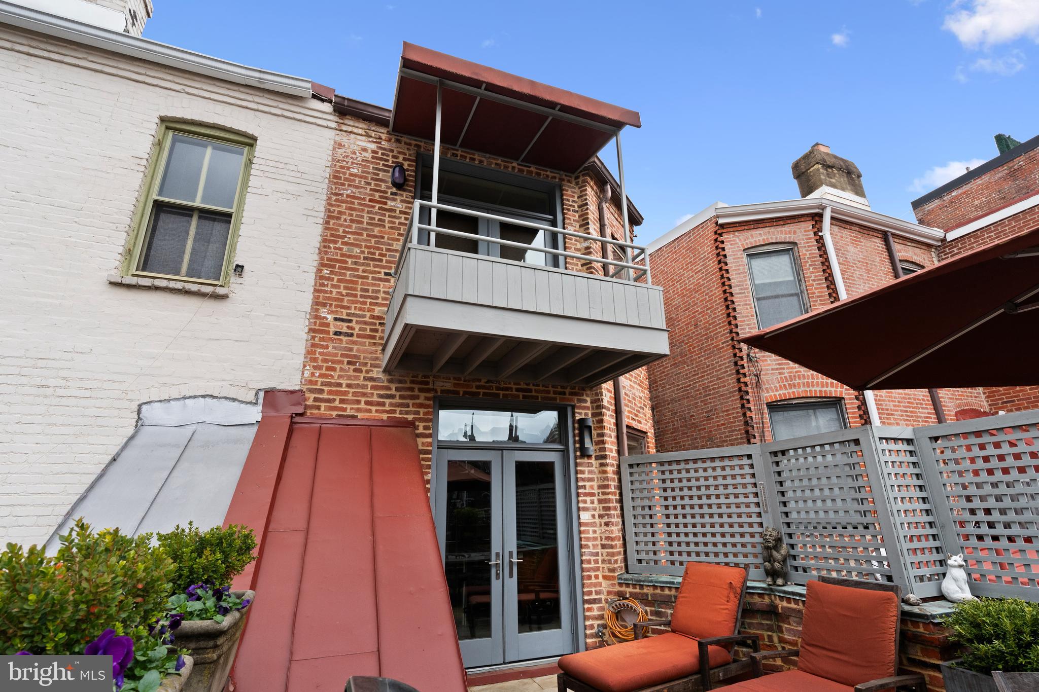 1910 BILTMORE STREET NW 2