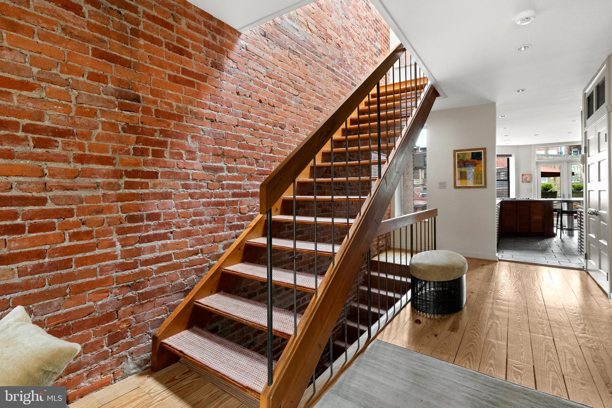 1910 BILTMORE STREET NW 2