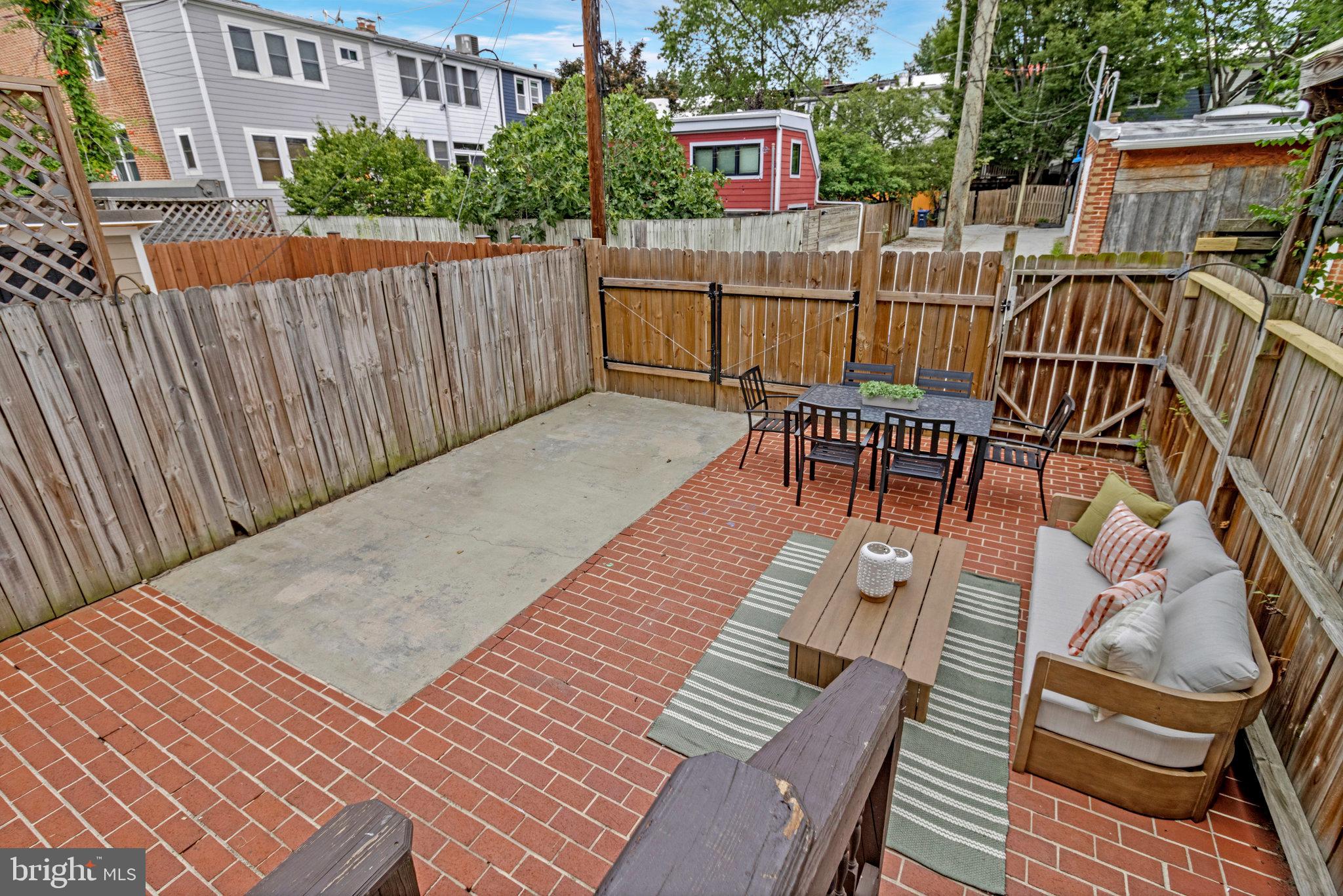 1610 H STREET SE