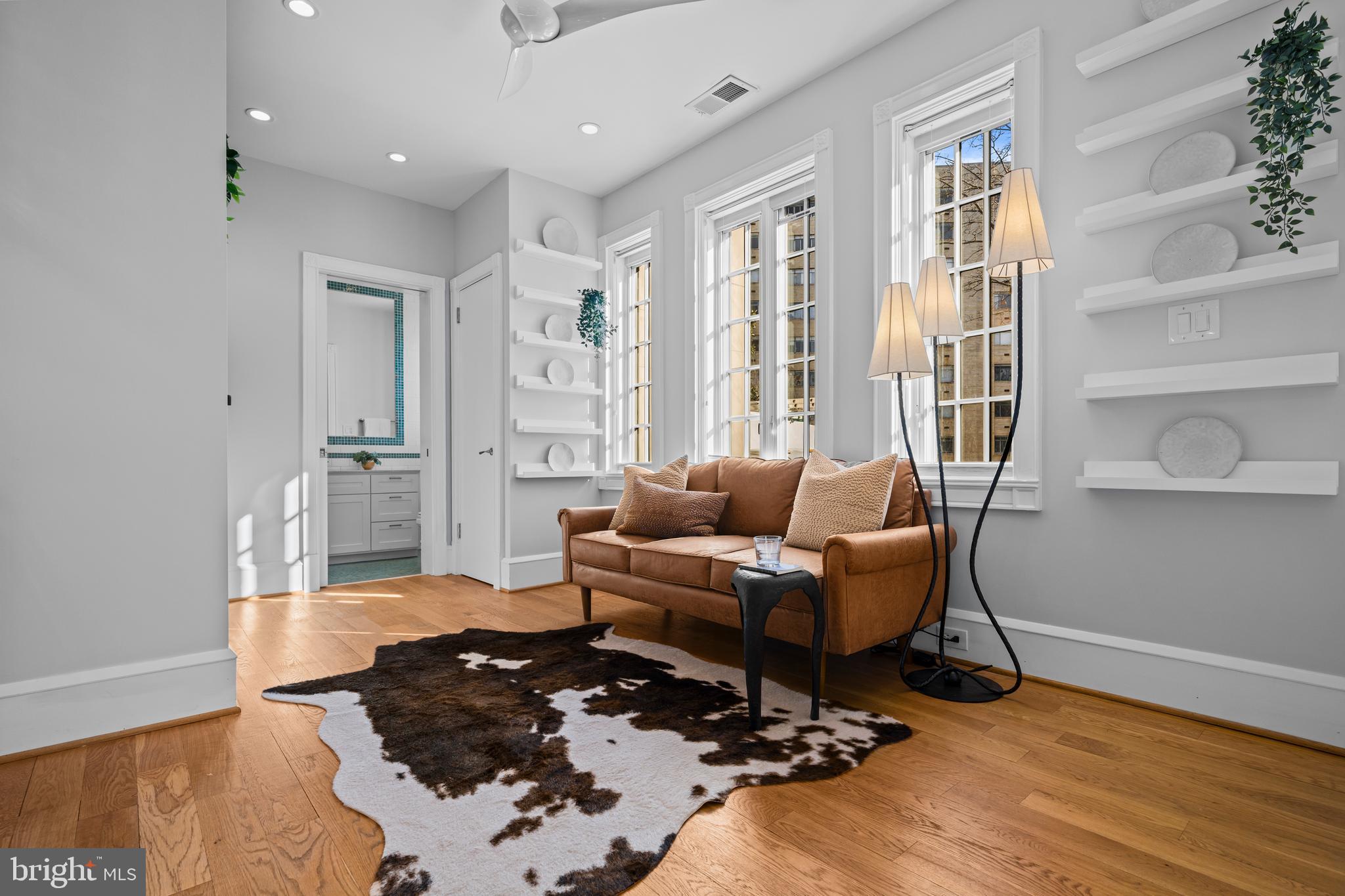 1901 WYOMING AVENUE NW 11