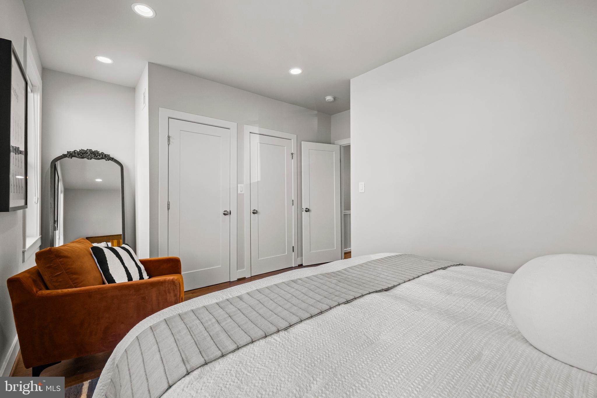 1227 TRINIDAD AVENUE NE