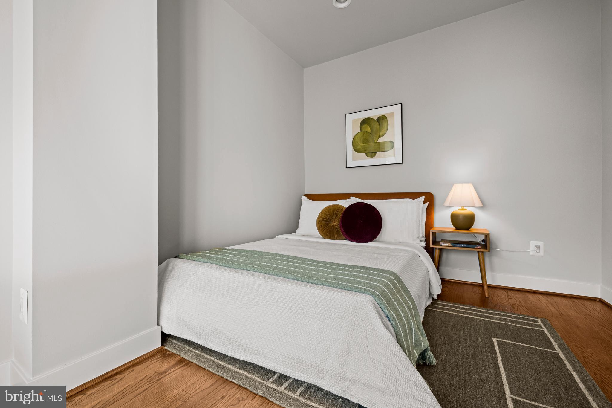 1227 TRINIDAD AVENUE NE