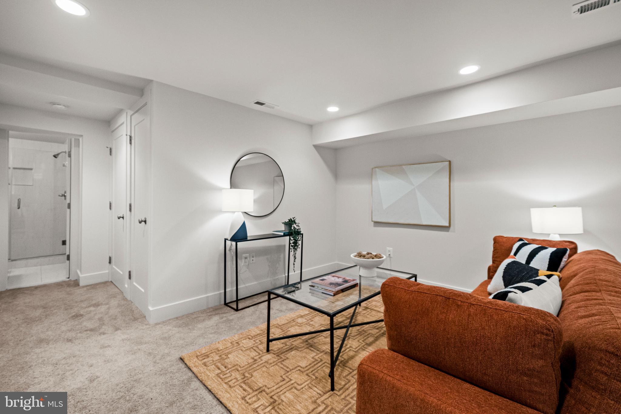 1227 TRINIDAD AVENUE NE