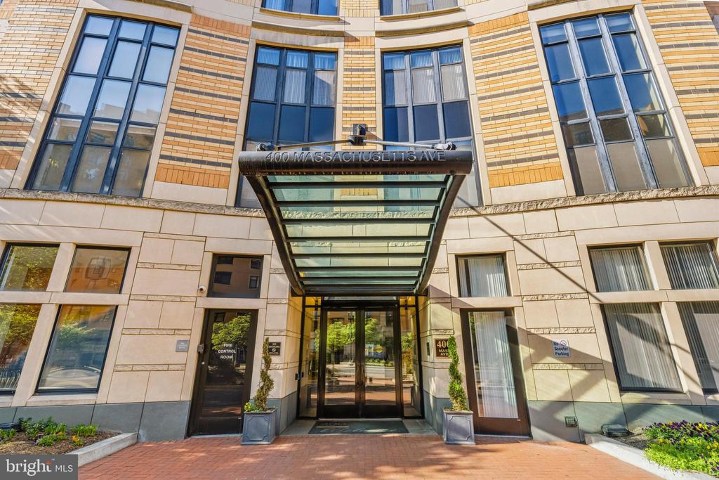 400 MASSACHUSETTS AVENUE NW 414