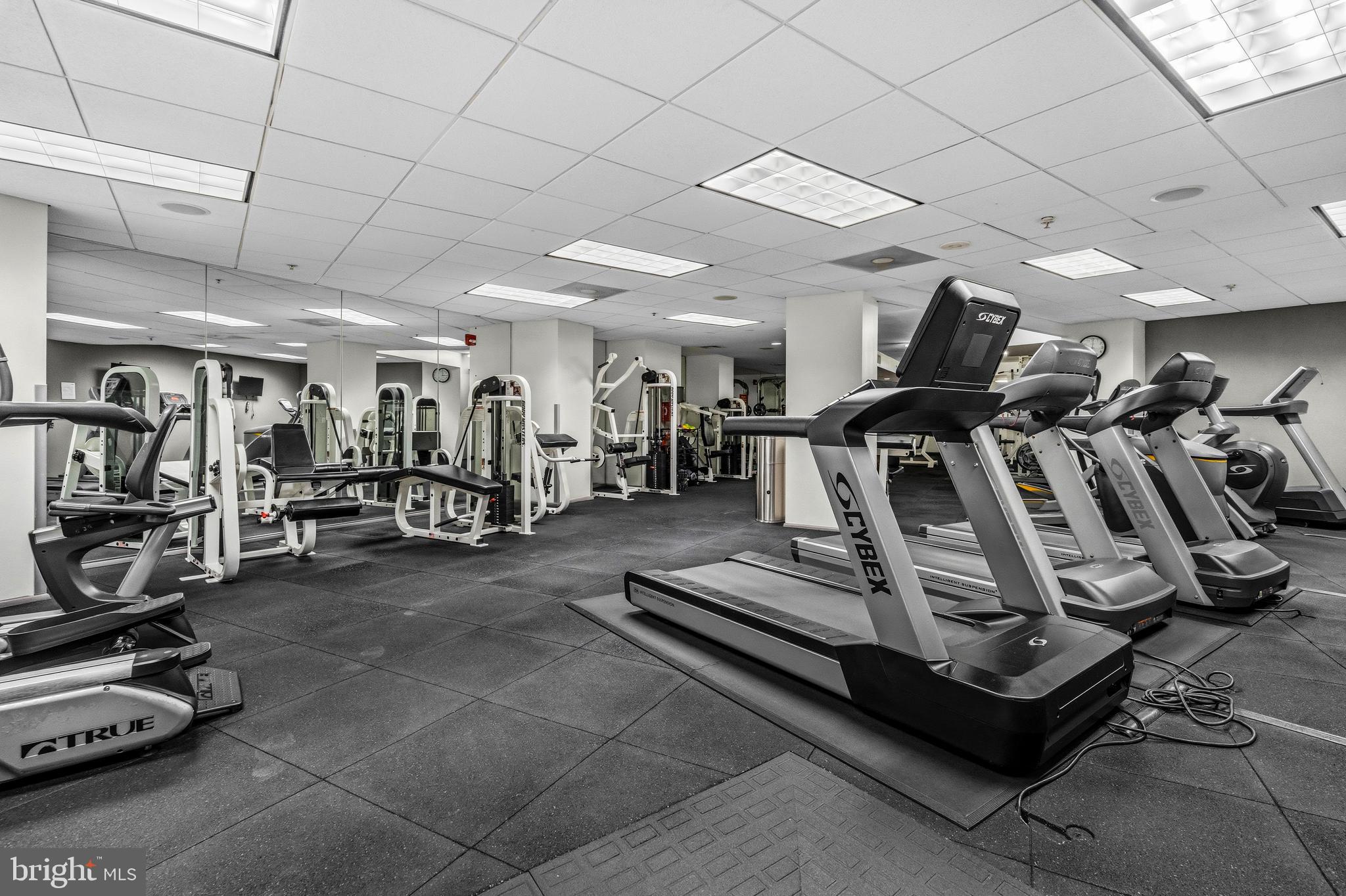 400 MASSACHUSETTS AVENUE NW 414