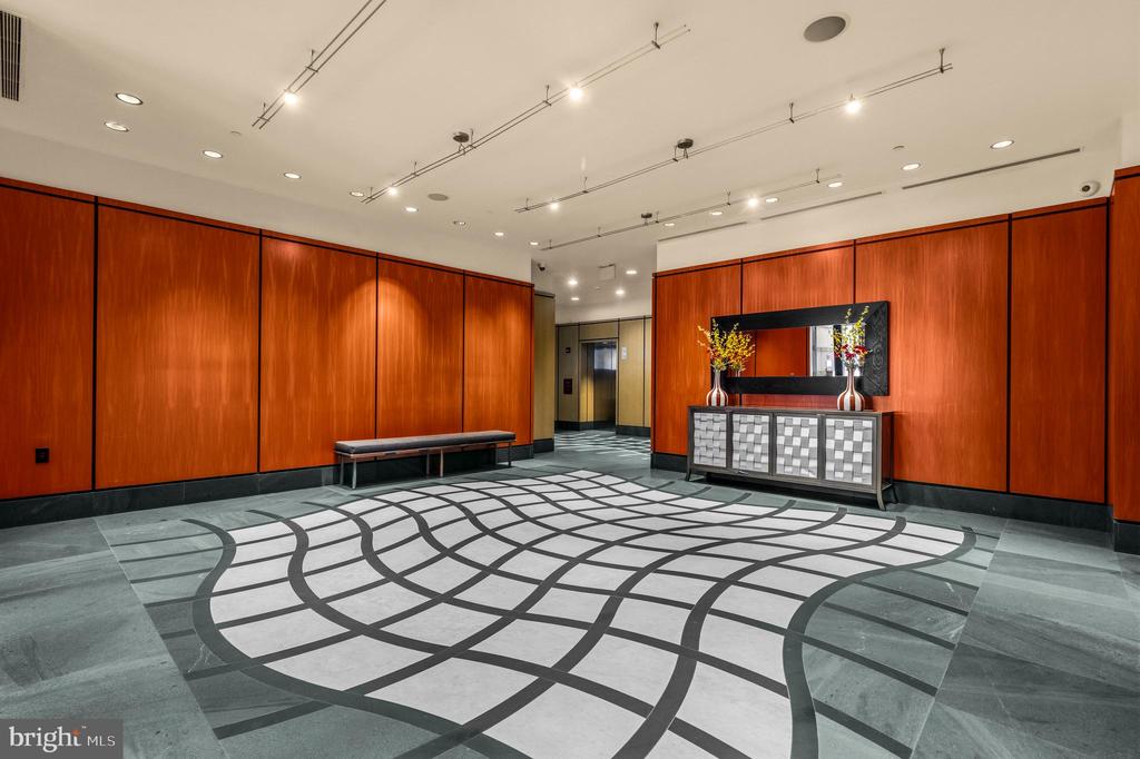 400 MASSACHUSETTS AVENUE NW 414
