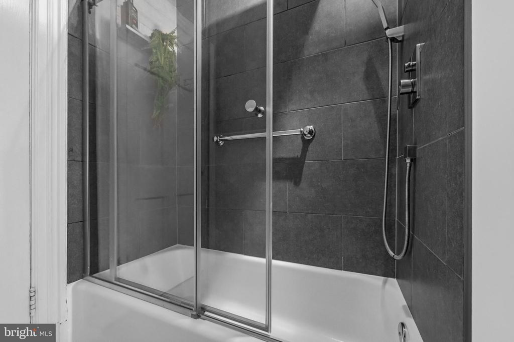 3100 CONNECTICUT AVENUE NW Unit: 238