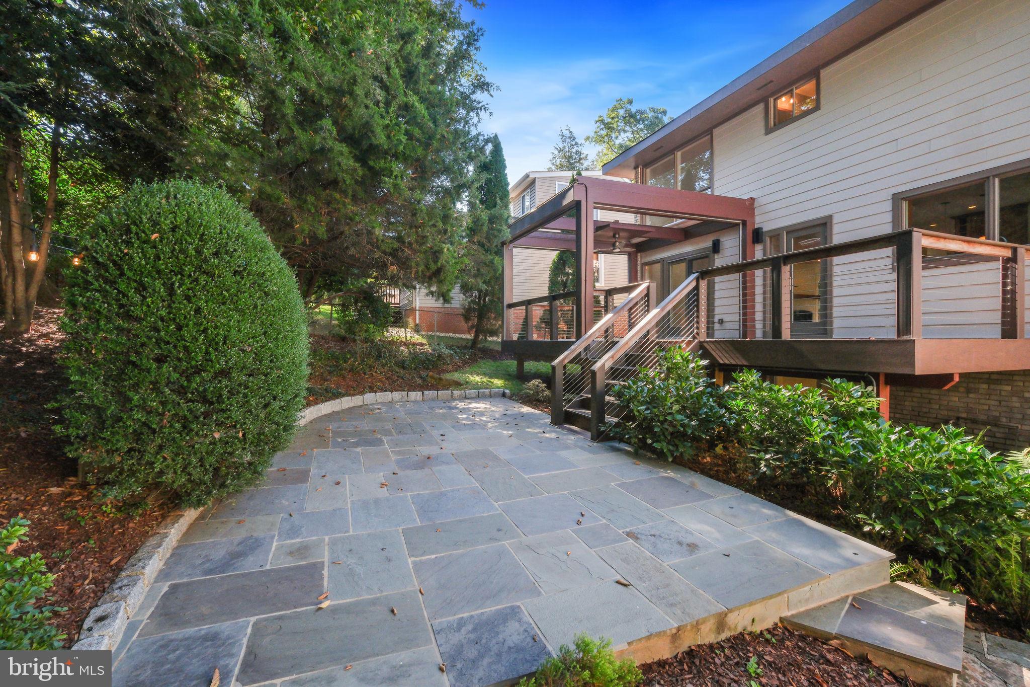6809 BARR ROAD