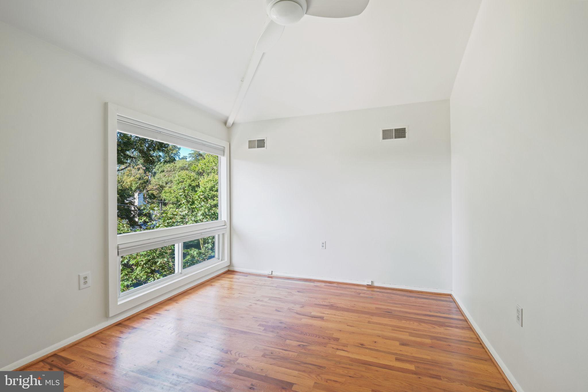 6809 BARR ROAD