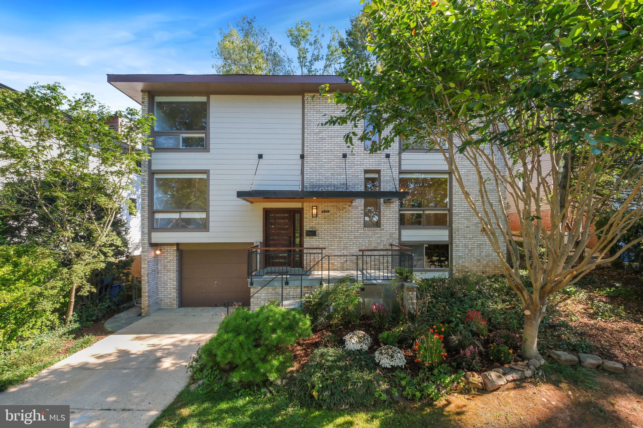 6809 BARR ROAD