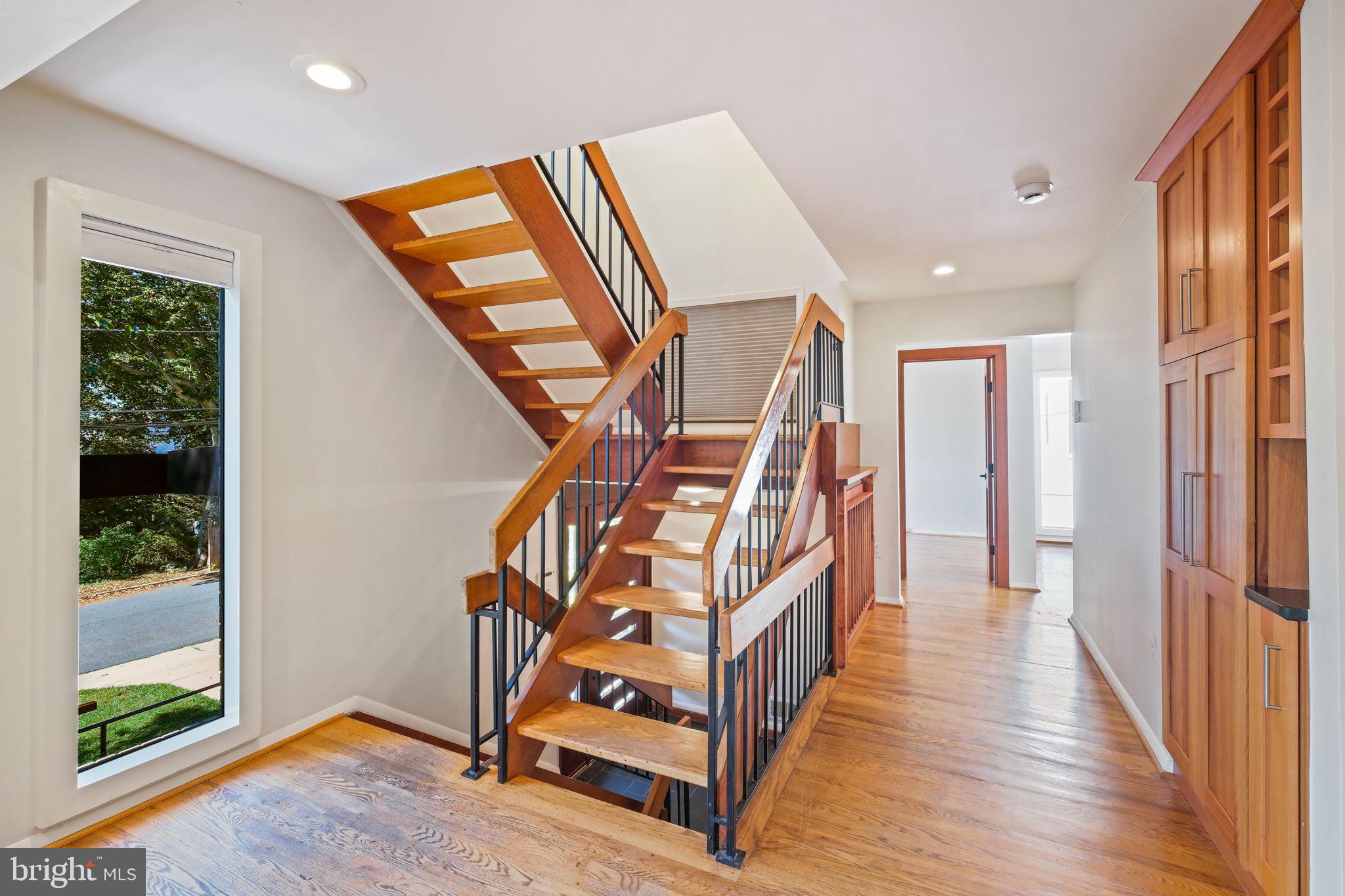 6809 BARR ROAD