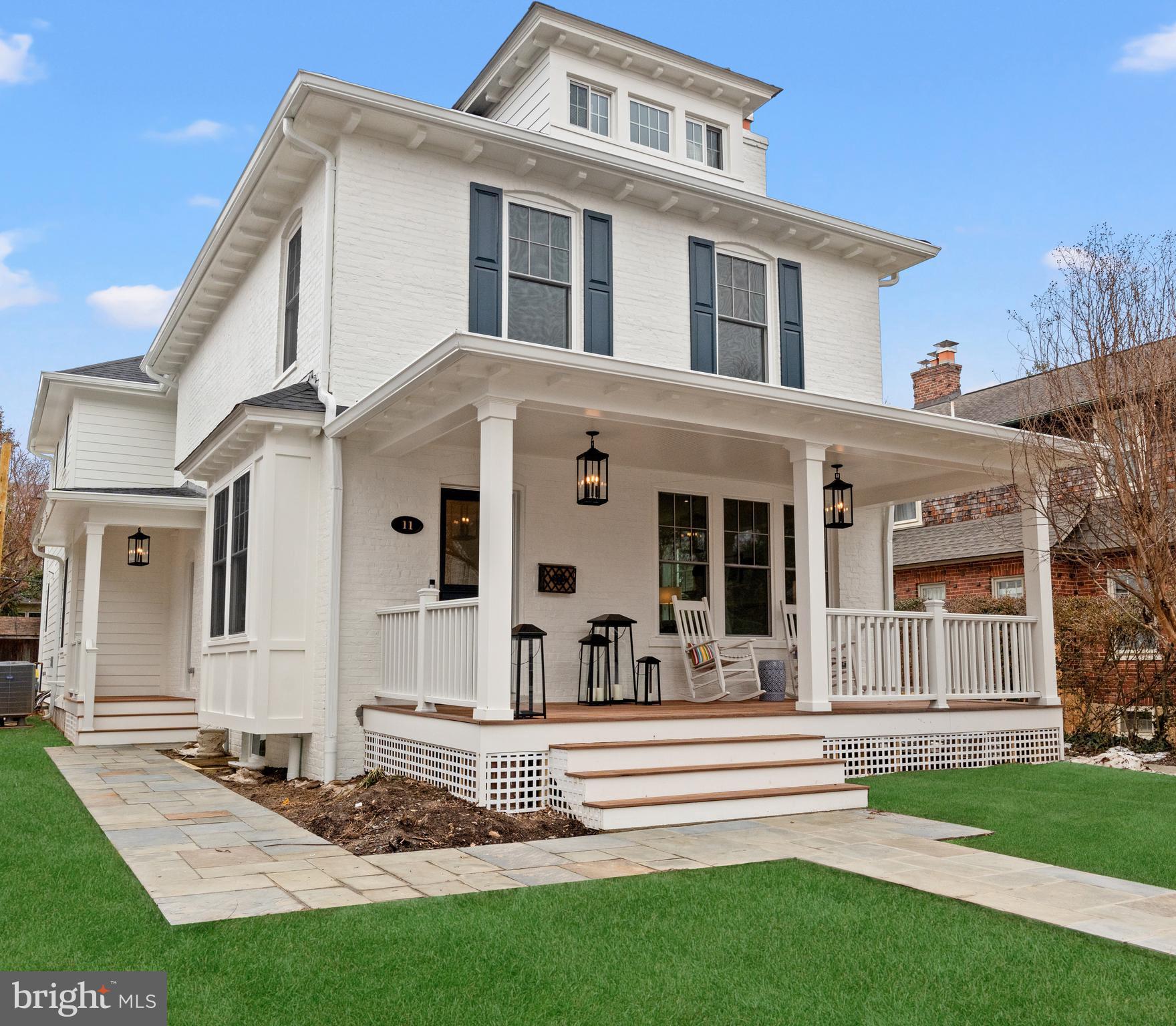 11 CEDAR STREET