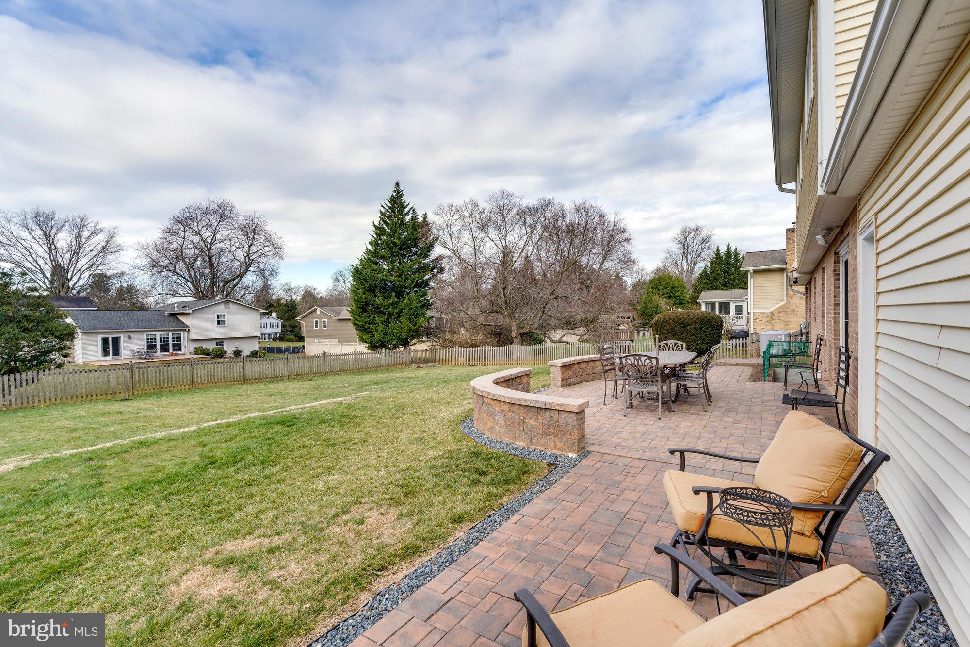 9923 LINDEL LANE