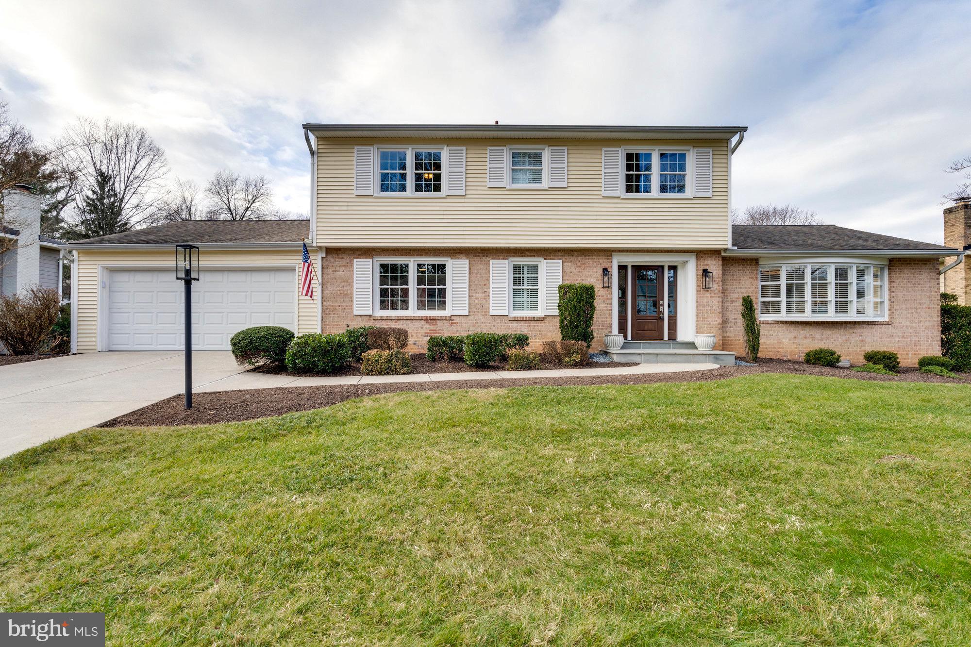 9923 LINDEL LANE