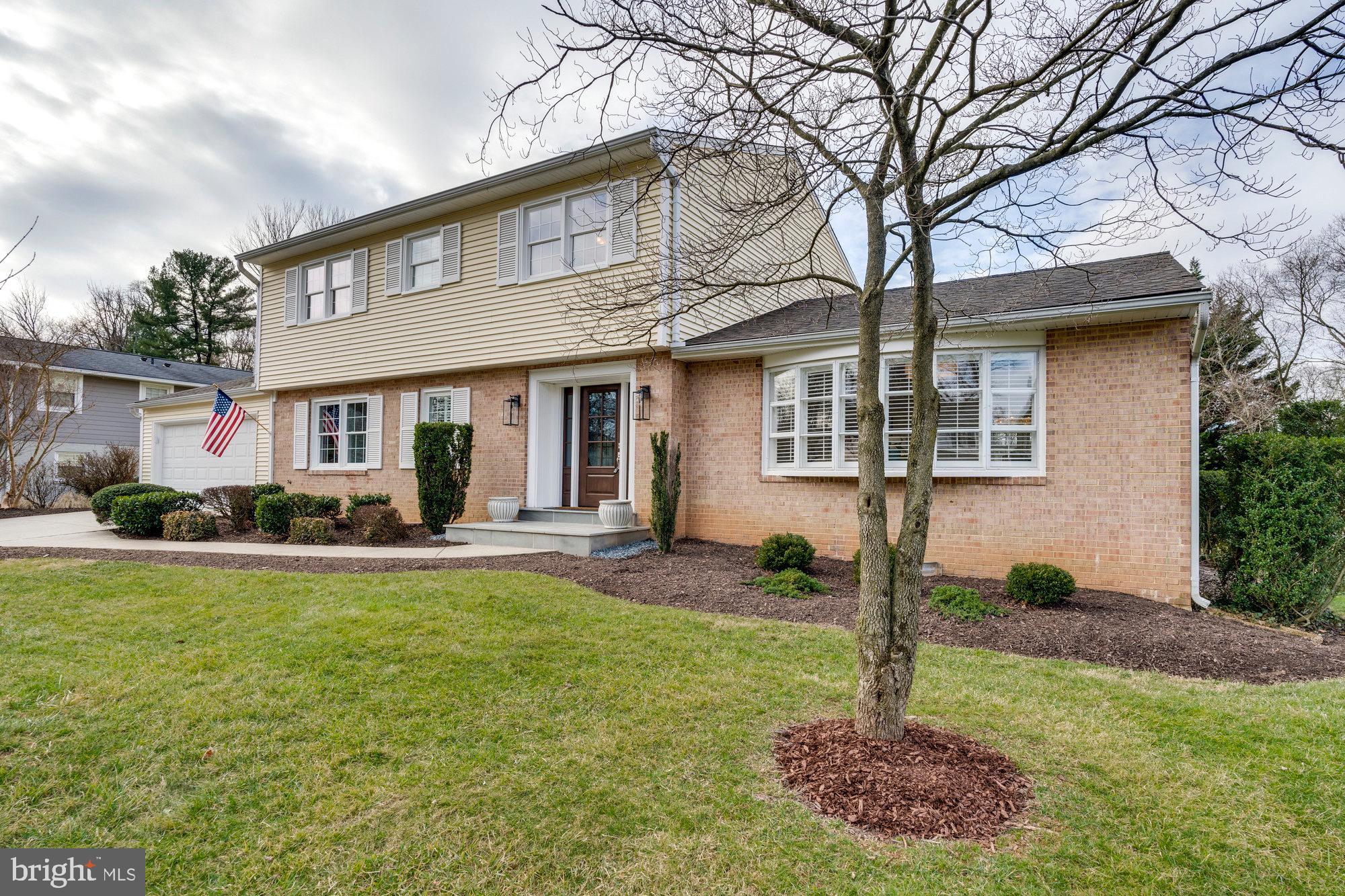 9923 LINDEL LANE
