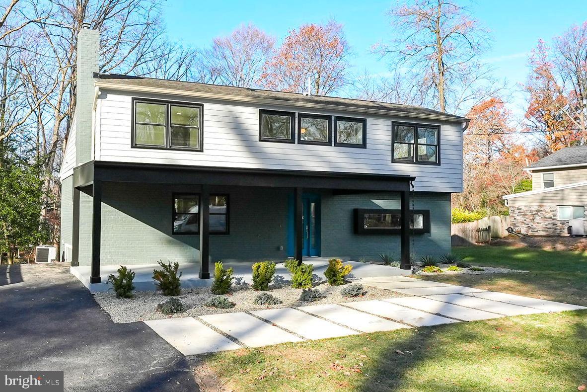 3412 GREENTREE DRIVE