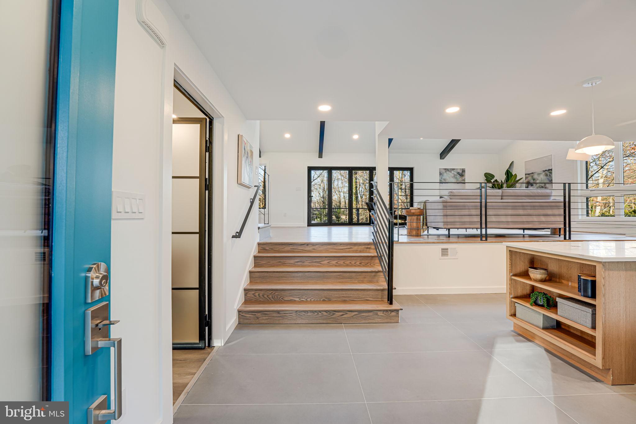 3412 GREENTREE DRIVE