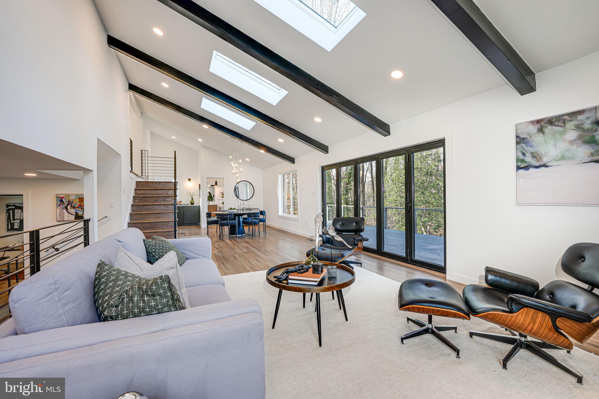 3412 GREENTREE DRIVE
