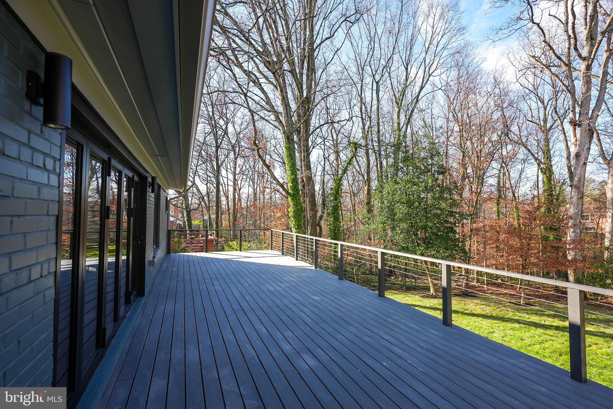 3412 GREENTREE DRIVE