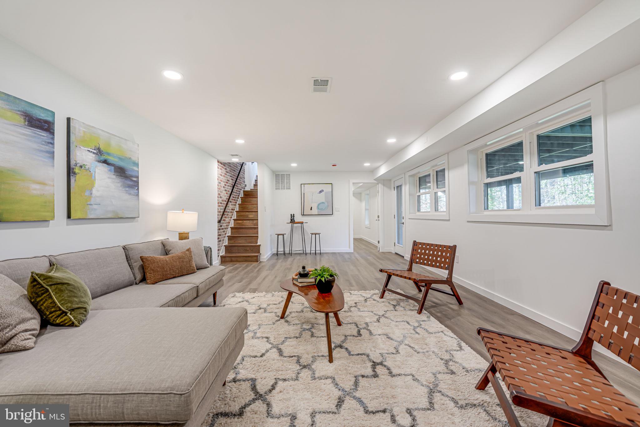 3412 GREENTREE DRIVE