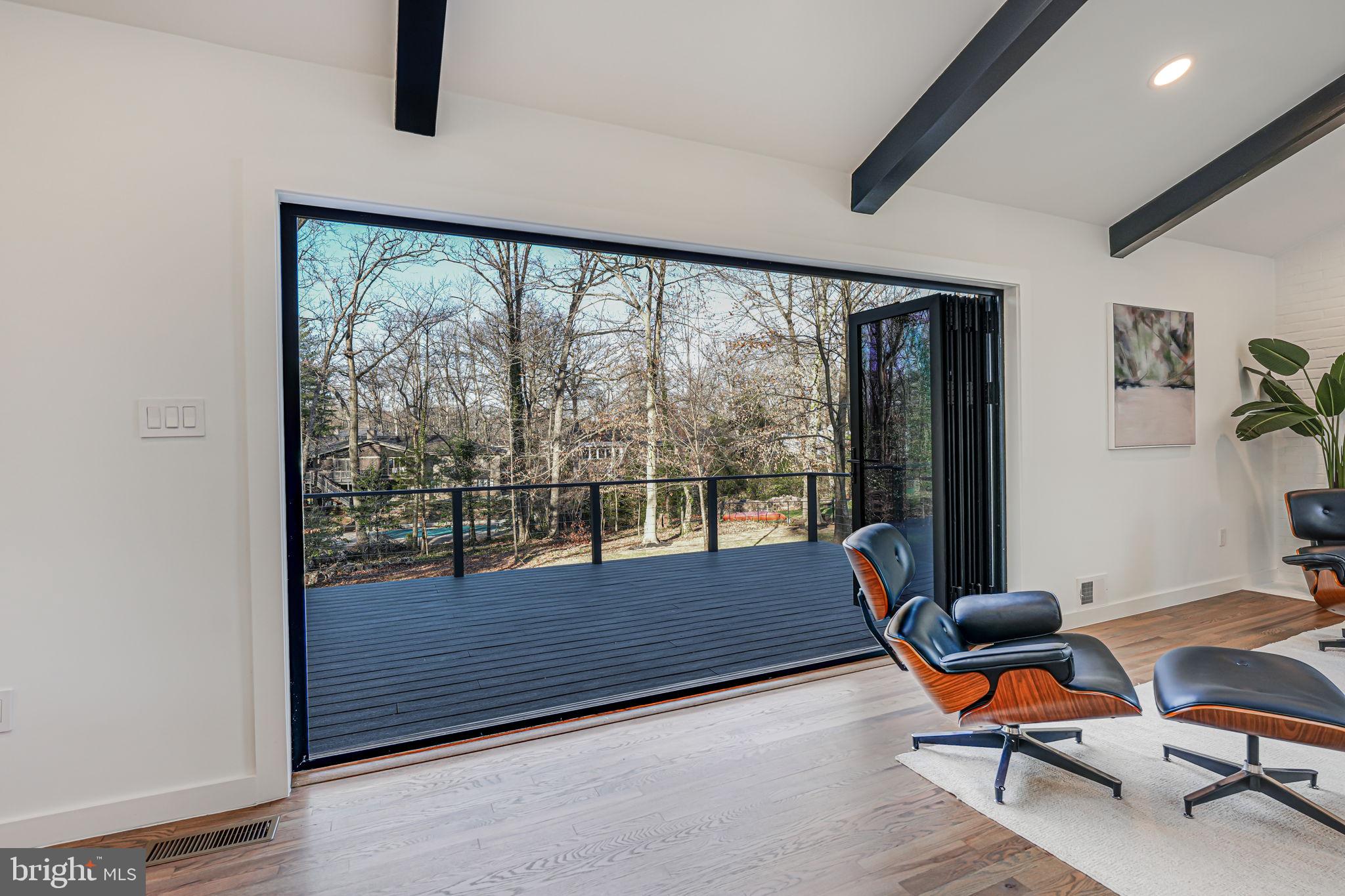 3412 GREENTREE DRIVE