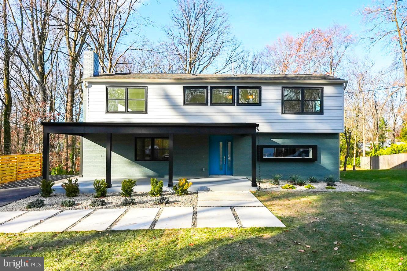 3412 GREENTREE DRIVE