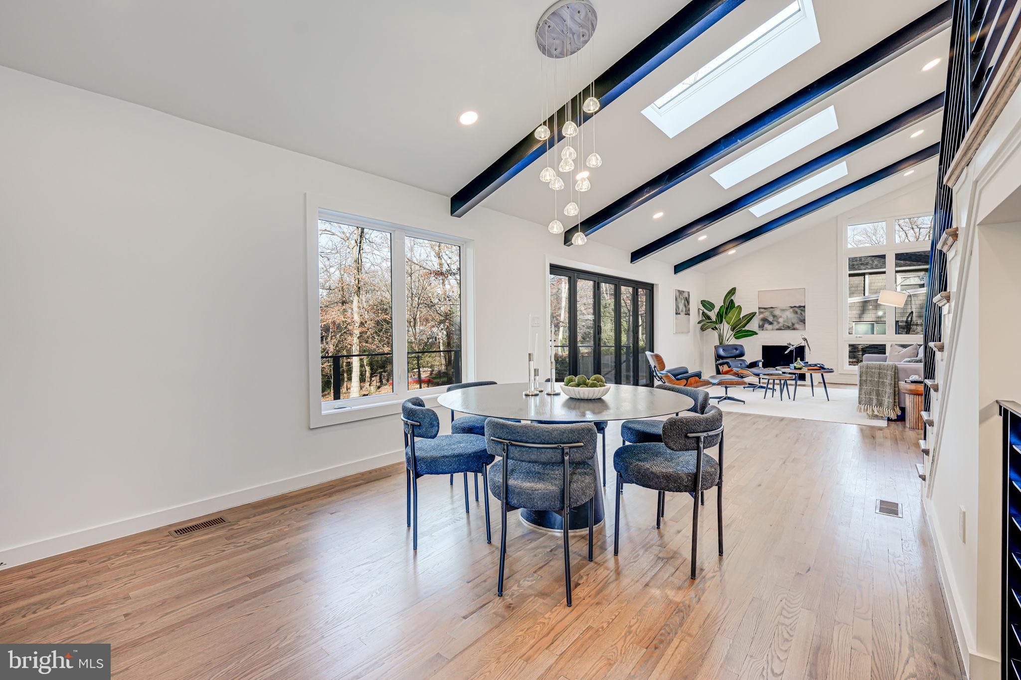 3412 GREENTREE DRIVE