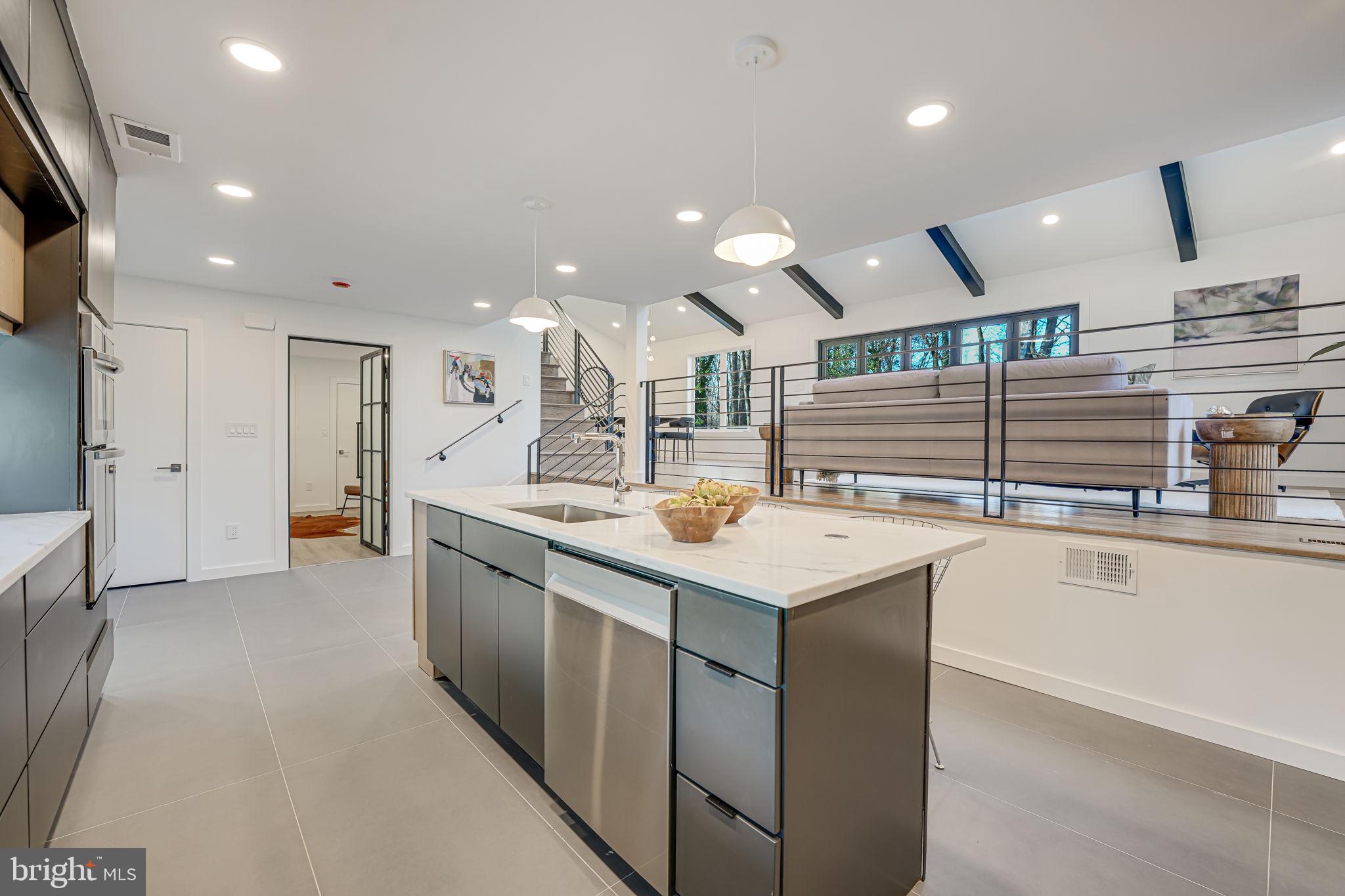 3412 GREENTREE DRIVE
