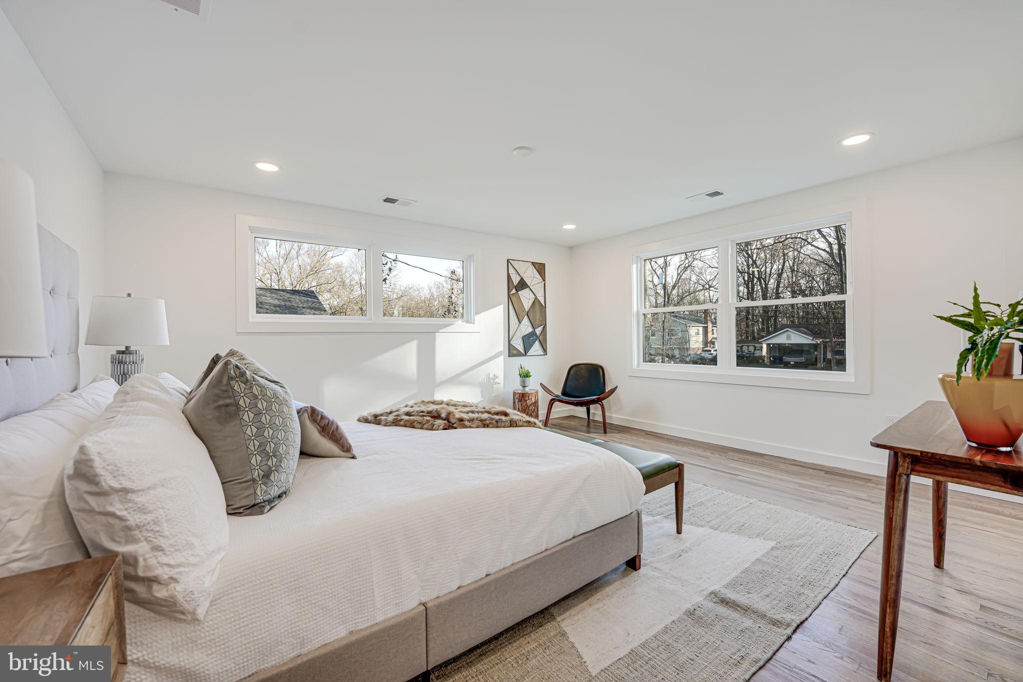 3412 GREENTREE DRIVE