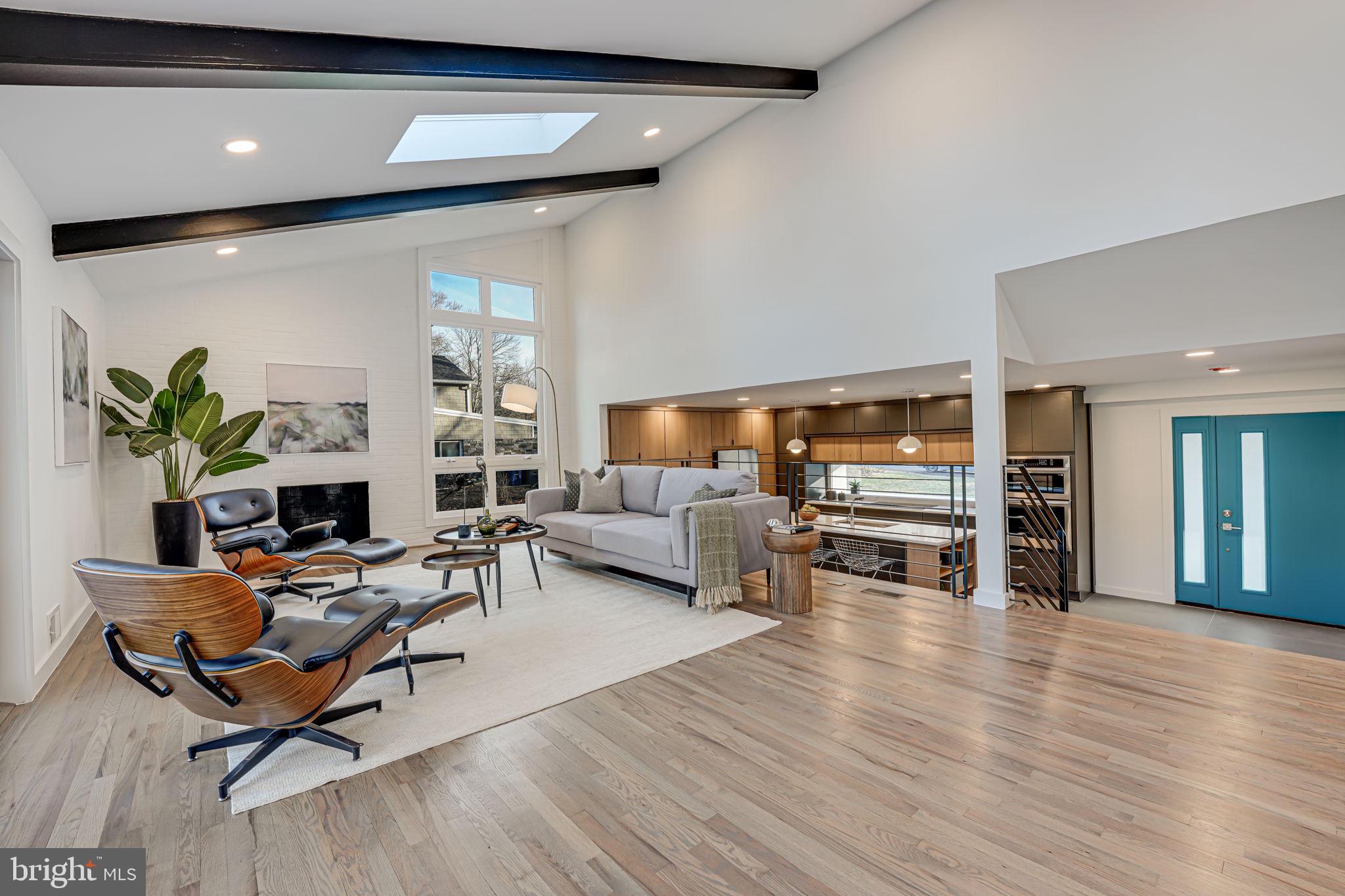 3412 GREENTREE DRIVE