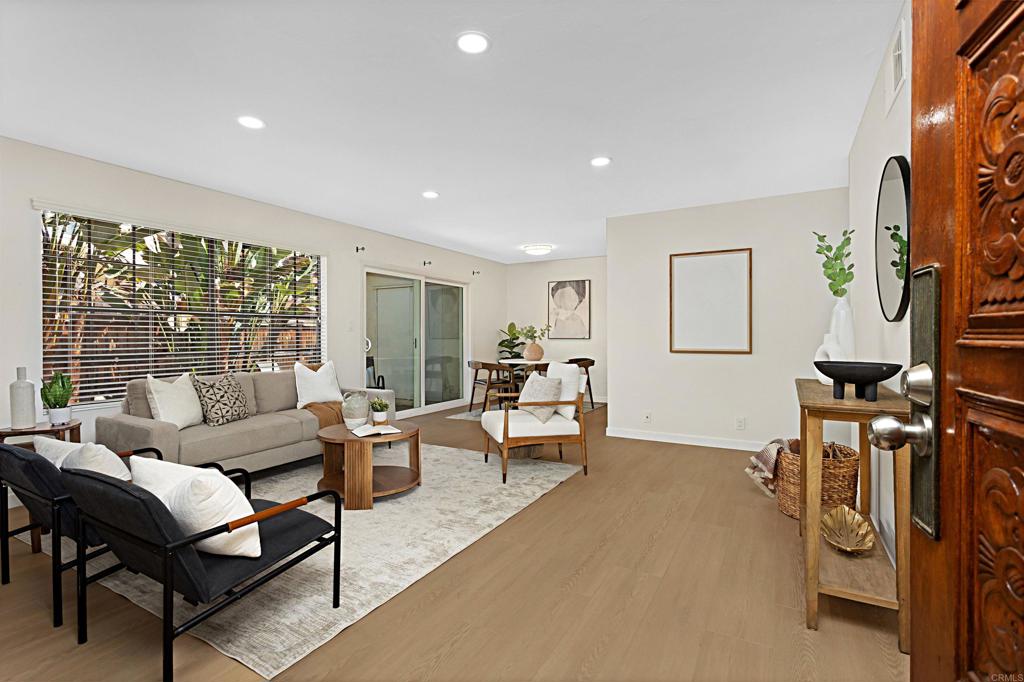 1651 S Juniper Street