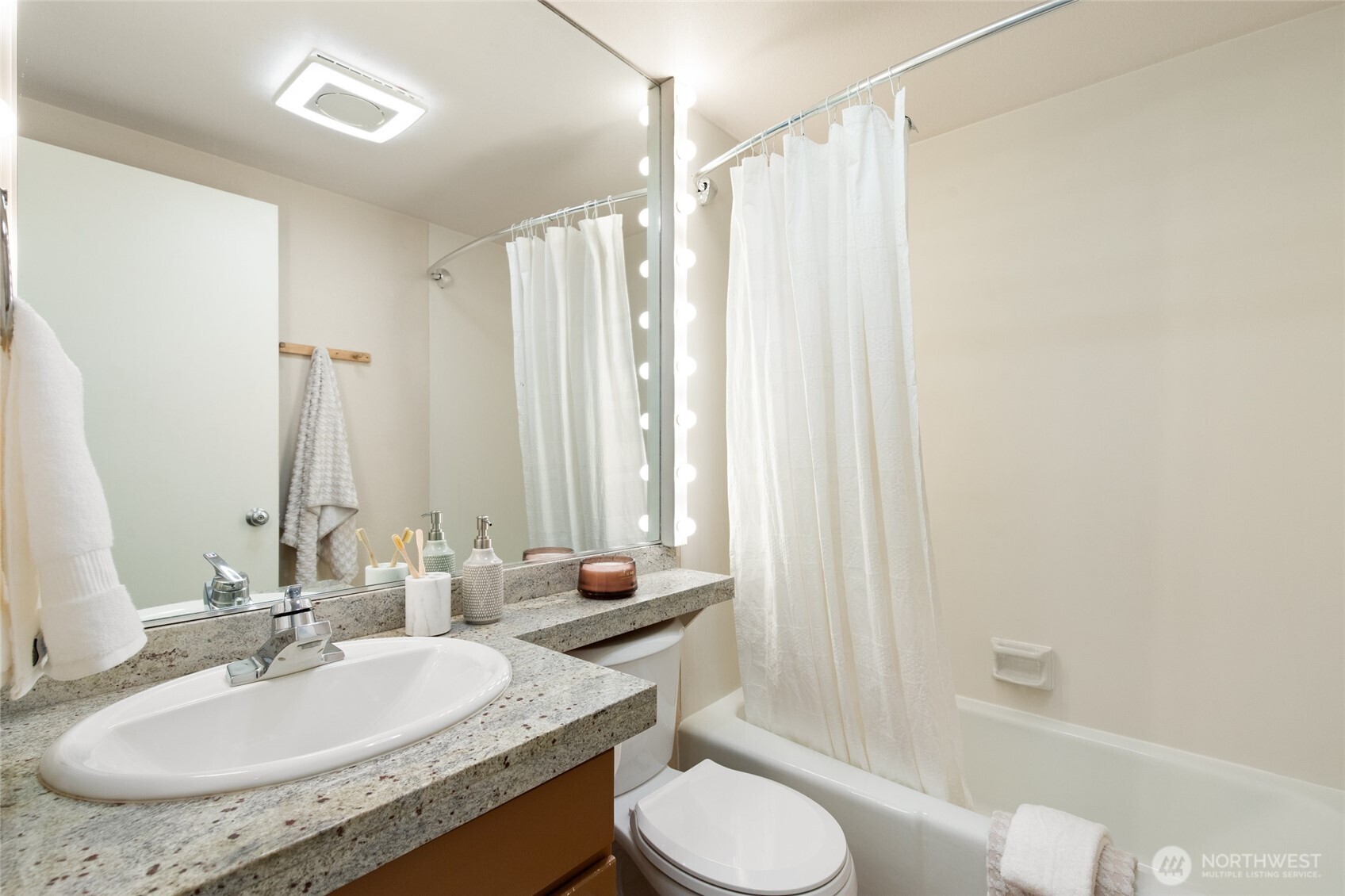 101 NW 58th Street Unit: 10
