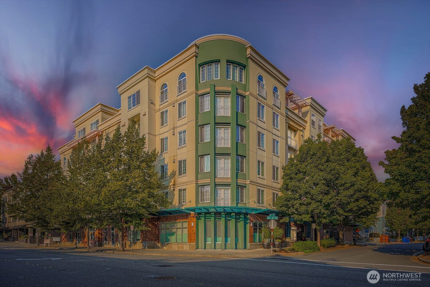 11004 NE 11th Street Unit: 406