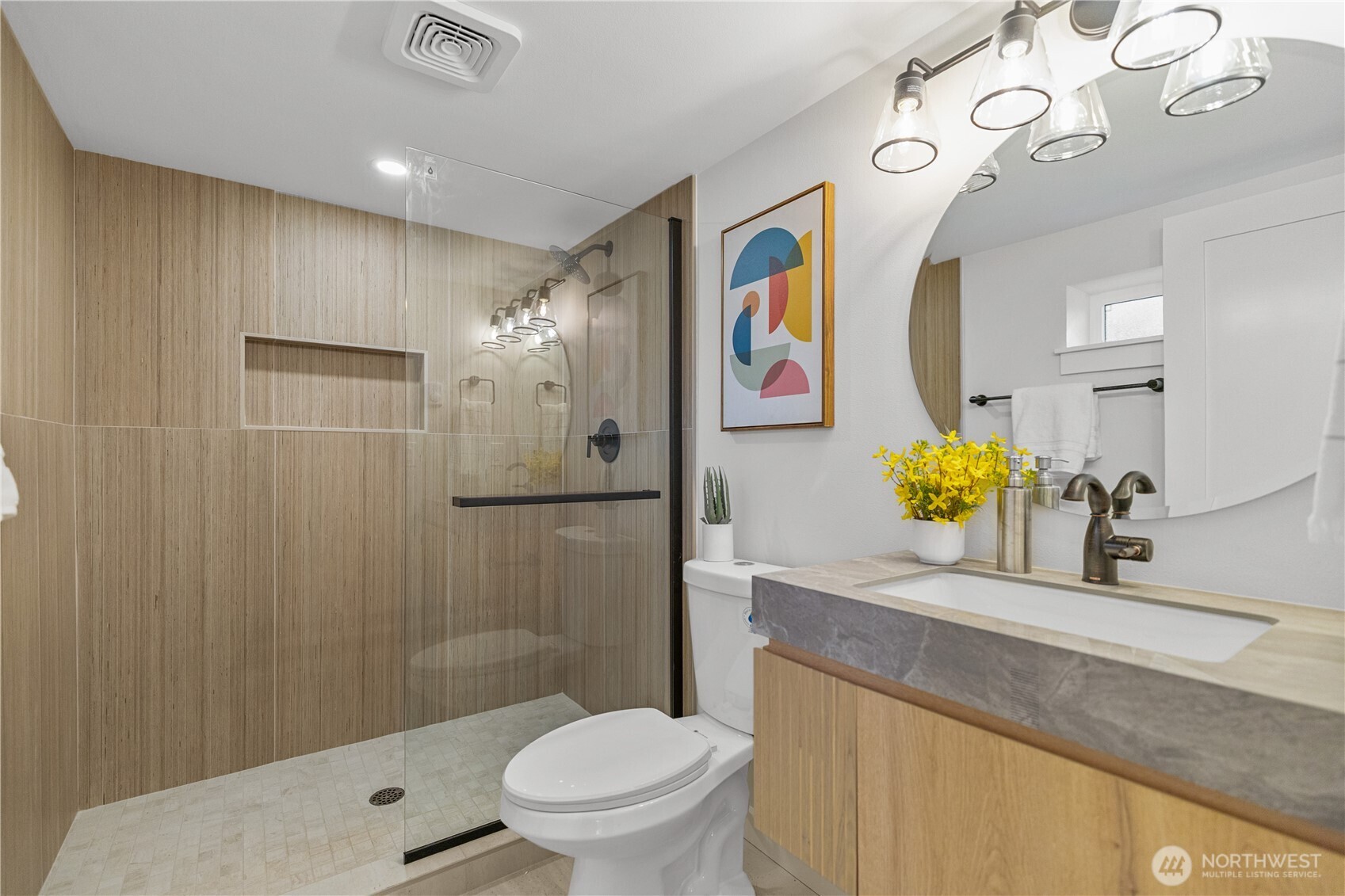 1709 S McClellan Street