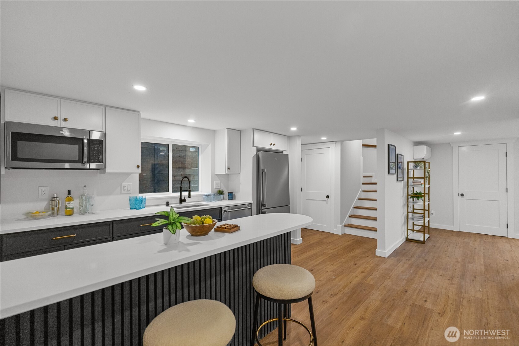 1709 S McClellan Street