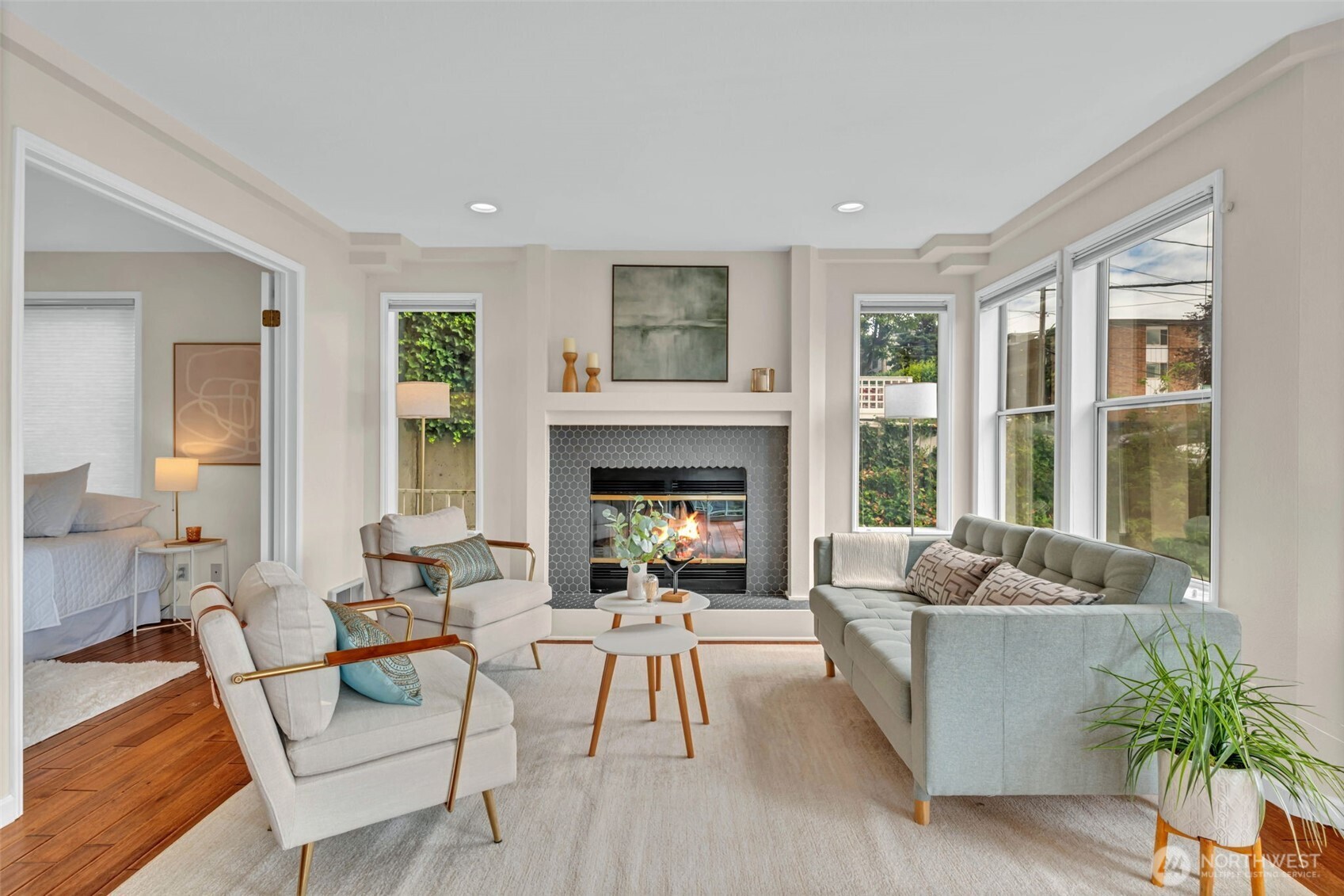1011 5th Avenue N Unit: 201