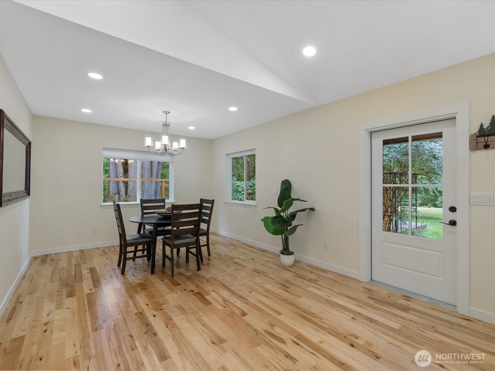 13530 284th Avenue NE
