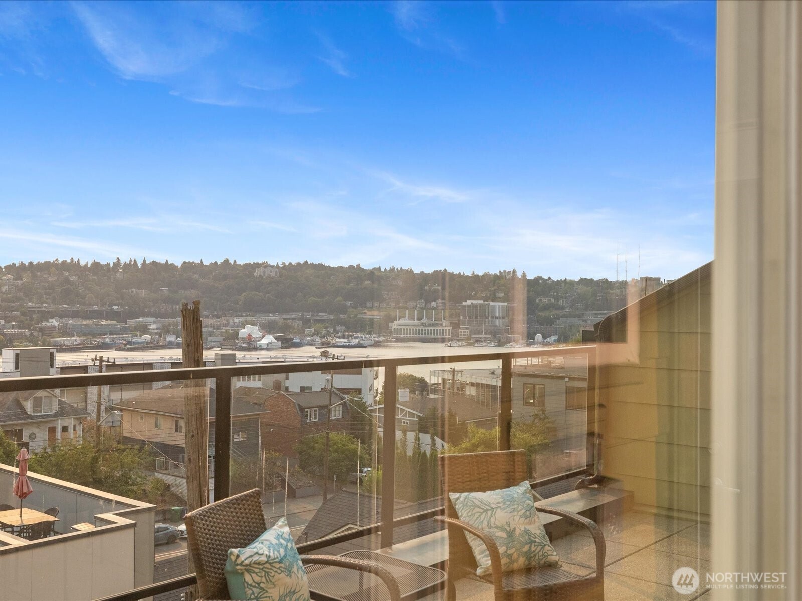 655 W Crockett Street Unit: A202