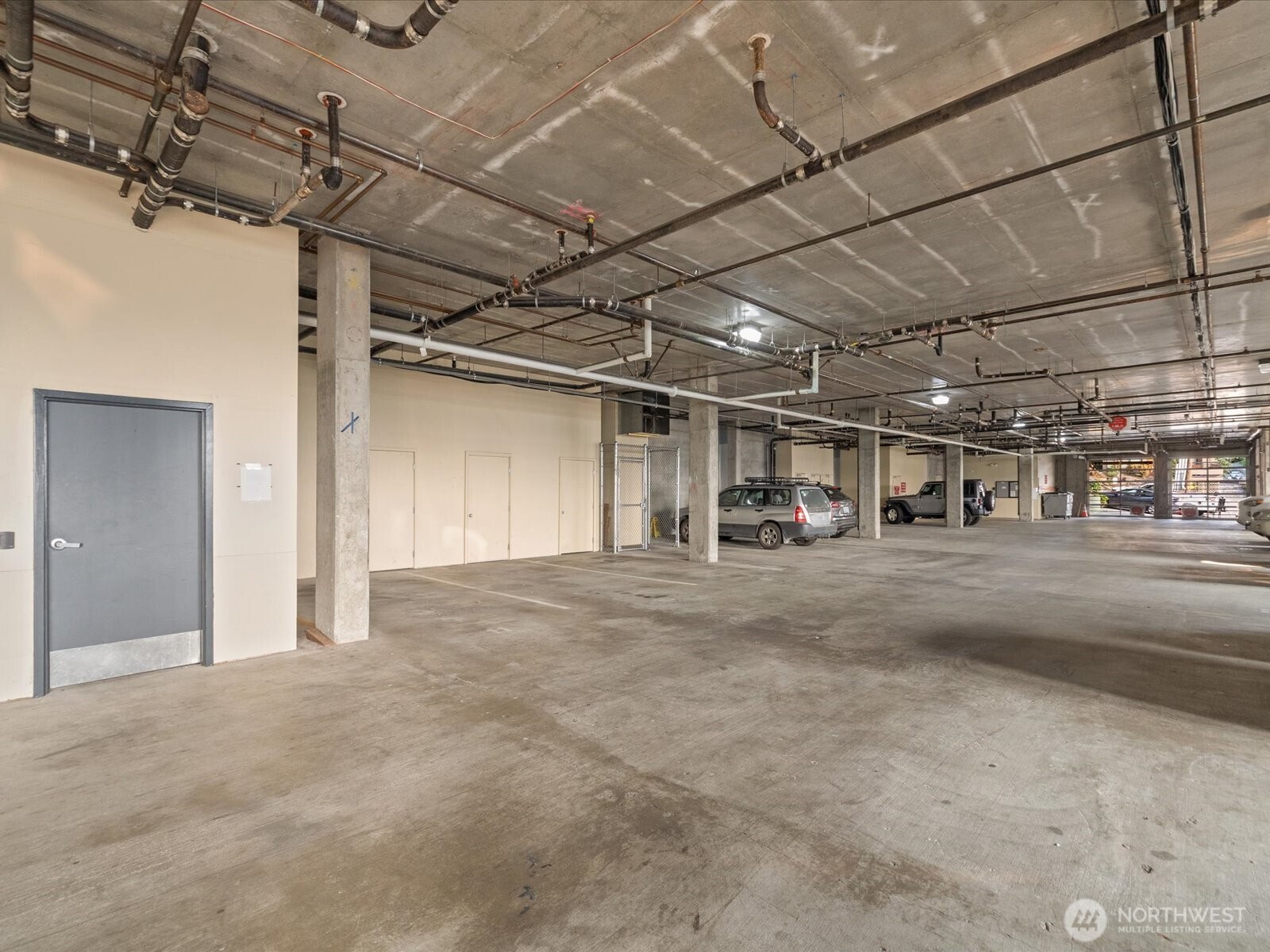 655 W Crockett Street Unit: A202
