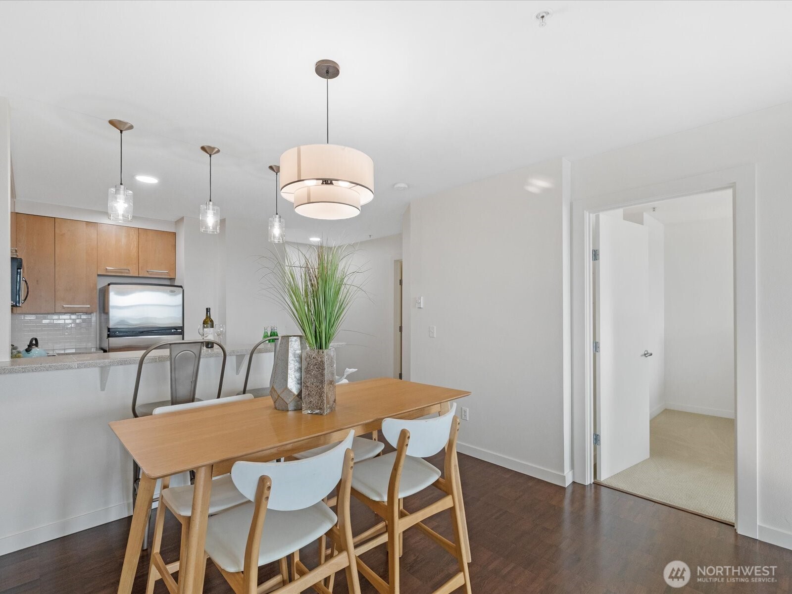 655 W Crockett Street Unit: A202