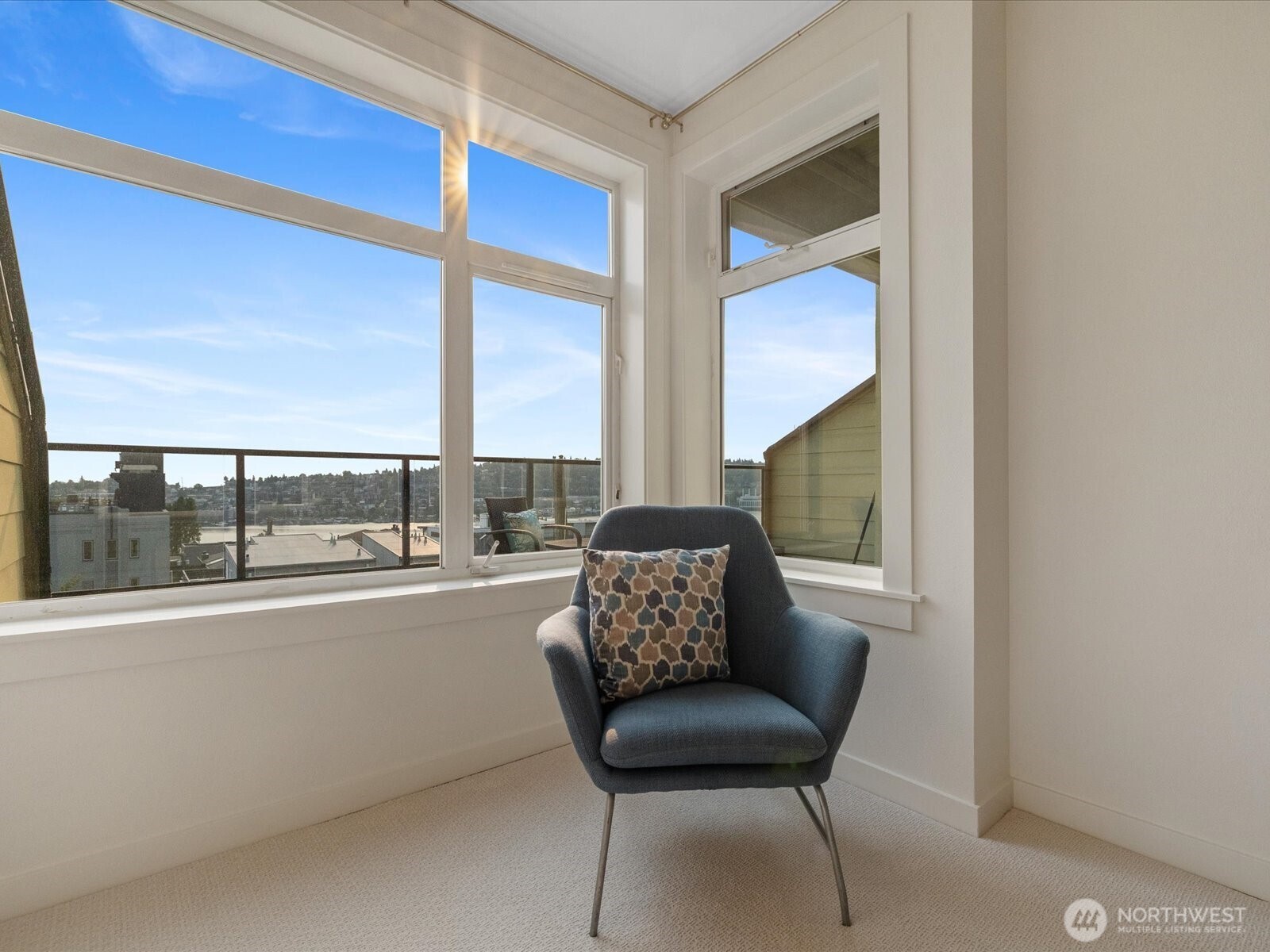 655 W Crockett Street Unit: A202