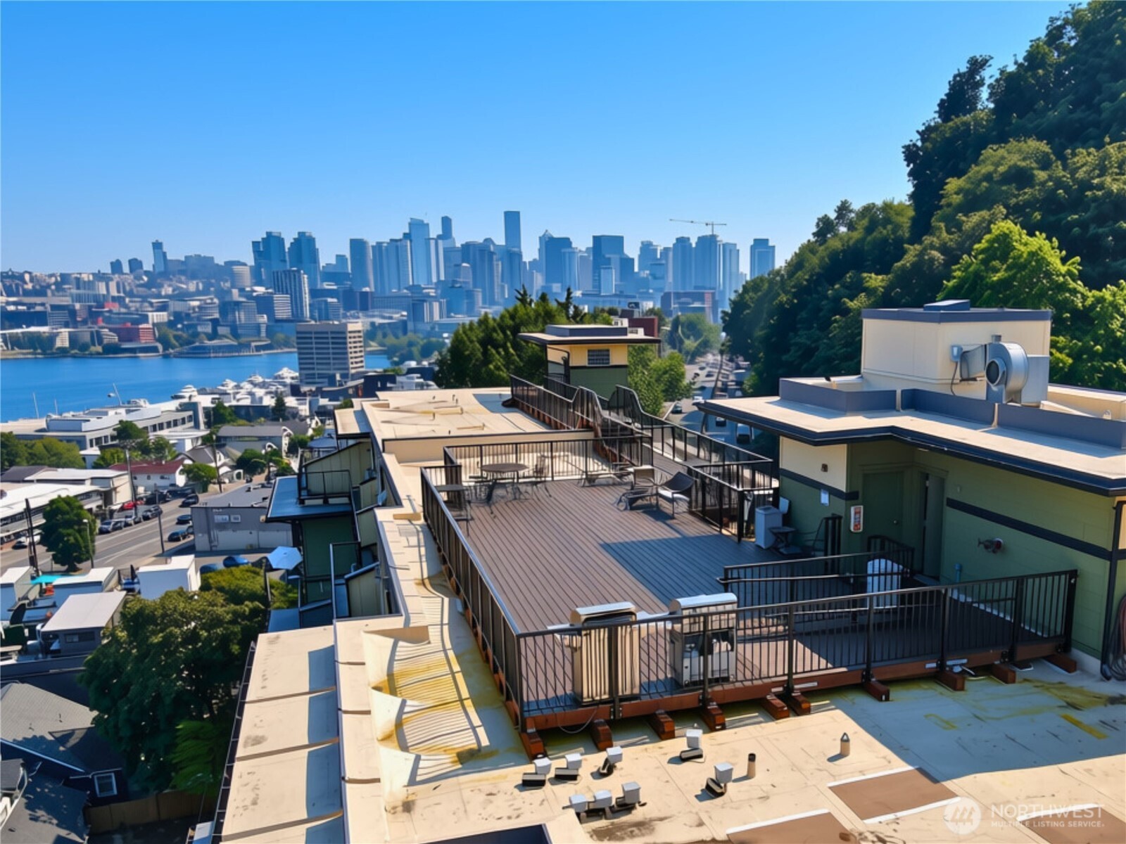 655 W Crockett Street Unit: A202