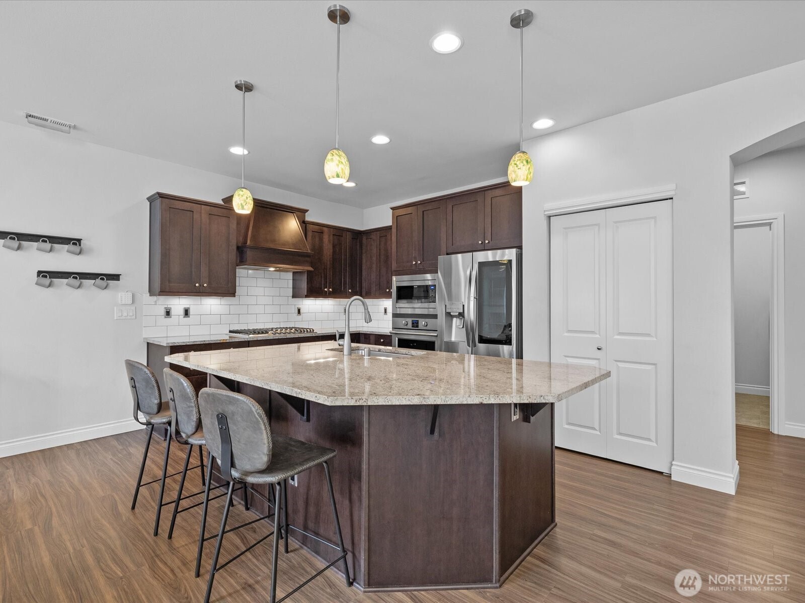 20334 85th Place NE